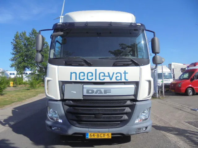 DAF CF 250 FA LOW KM NL TRUCK - Camião furgão: foto 2 DAF CF 250 FA LOW KM NL TRUCK - Camião furgão: foto 2