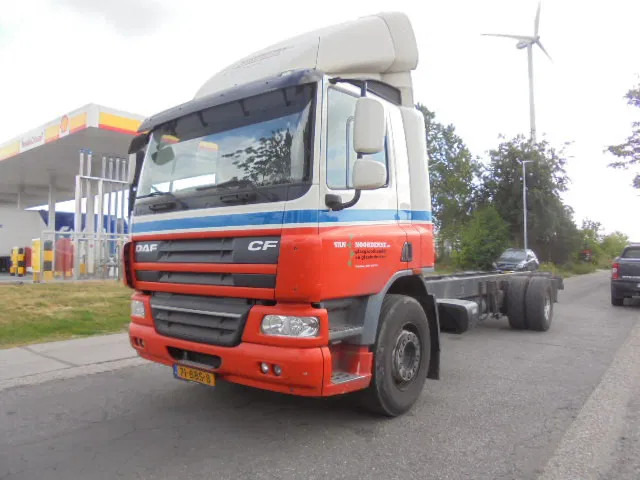 DAF CF 250 NL TRUCK - Camião chassi: foto 1 DAF CF 250 NL TRUCK - Camião chassi: foto 1