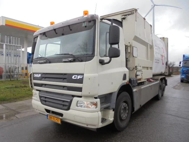 DAF CF 75.250 FAN 6X2 - Caminhão de lixo: foto 1 DAF CF 75.250 FAN 6X2 - Caminhão de lixo: foto 1