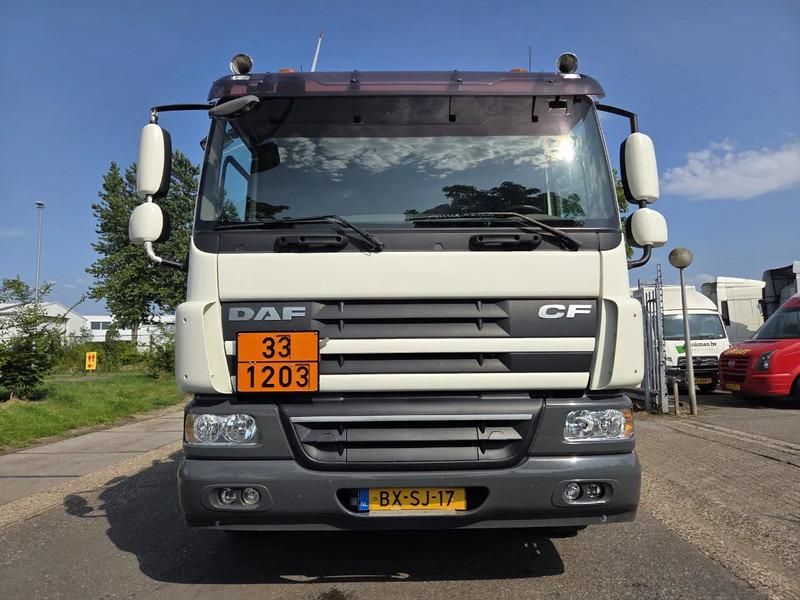 DAF CF 75 310 6X2 NL TRUCK - Camião cisterna: foto 2 DAF CF 75 310 6X2 NL TRUCK - Camião cisterna: foto 2