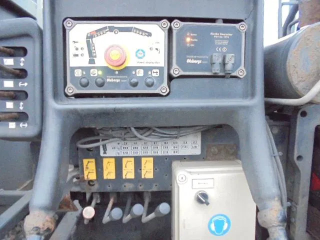 Camião grua DAF CF 85 6X2 GESTUURDE AS: foto 13
