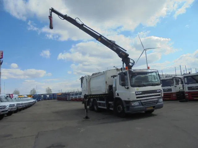 DAF FAN CF75-250 6X2 EEV K - Caminhão de lixo: foto 2 DAF FAN CF75-250 6X2 EEV K - Caminhão de lixo: foto 2