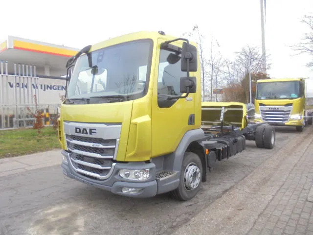 DAF XB 230 UNUSED DEMO - Camião chassi: foto 1 DAF XB 230 UNUSED DEMO - Camião chassi: foto 1