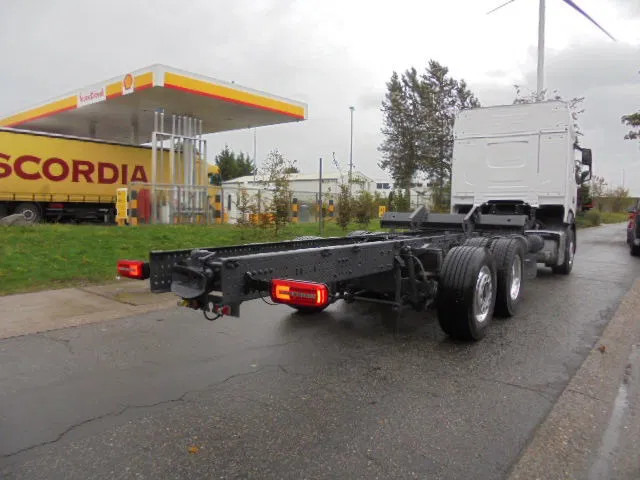 DAF XF 480 6X2 MET FABRIEKS GARANTIE - Camião chassi: foto 5 DAF XF 480 6X2 MET FABRIEKS GARANTIE - Camião chassi: foto 5