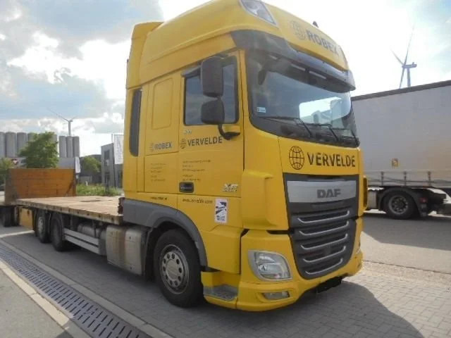 DAF XF 510 FAR 6X2 - Camião de caixa aberta/ Plataforma: foto 2 DAF XF 510 FAR 6X2 - Camião de caixa aberta/ Plataforma: foto 2