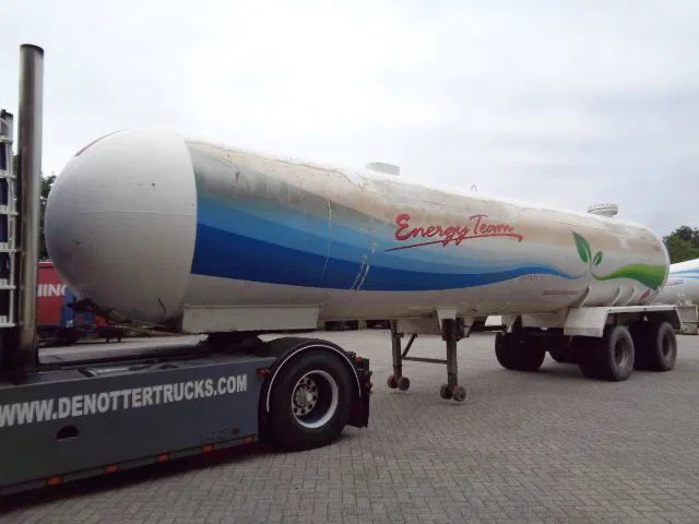 Diversen Isisan 45M3 LPG -BUTANE - Semi-reboque cisterna: foto 1 Diversen Isisan 45M3 LPG -BUTANE - Semi-reboque cisterna: foto 1