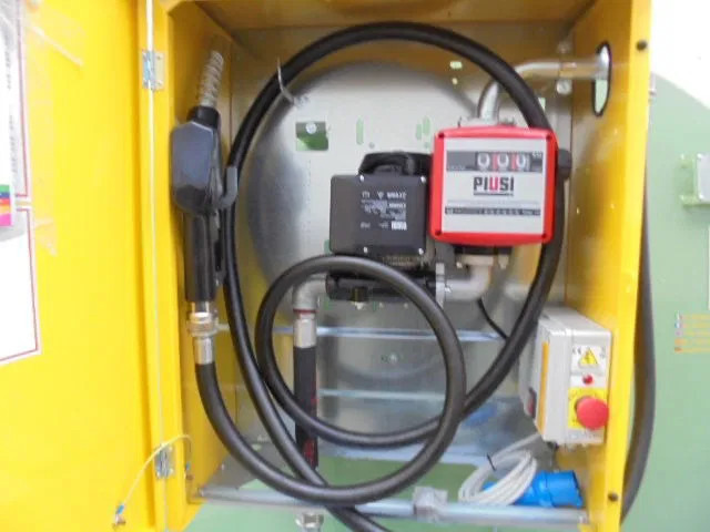 Emiliana Serbatoi TF9/50 NEW STOCK NOW - Depósito de armazenamento: foto 4 Emiliana Serbatoi TF9/50 NEW STOCK NOW - Depósito de armazenamento: foto 4