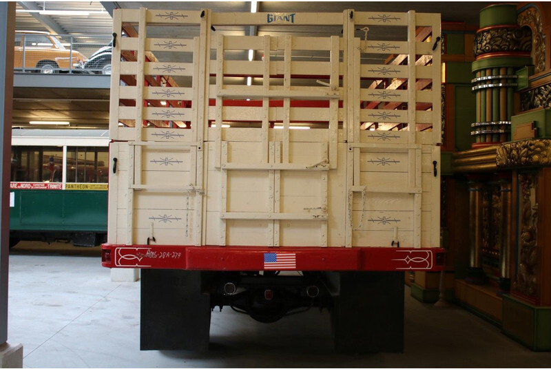 GMC 1948 GMC - Camião de caixa aberta/ Plataforma: foto 5 GMC 1948 GMC - Camião de caixa aberta/ Plataforma: foto 5