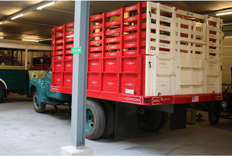 GMC 1948 GMC - Camião de caixa aberta/ Plataforma: foto 2 GMC 1948 GMC - Camião de caixa aberta/ Plataforma: foto 2