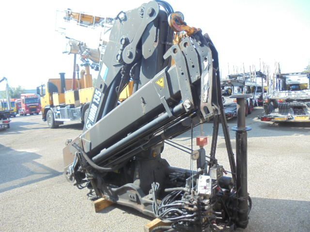 Hiab 135/3 - Camião de caixa aberta/ Plataforma, Camião grua: foto 2 Hiab 135/3 - Camião de caixa aberta/ Plataforma, Camião grua: foto 2