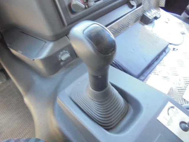 Camião polibenne Iveco Eurotrakker 410 E37H: foto 14
