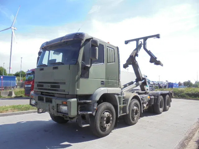 Camião polibenne Iveco Eurotrakker 410 E37H: foto 9