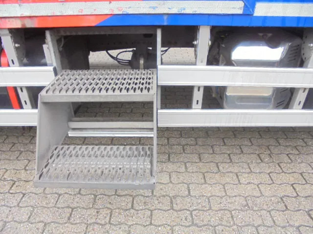 MAN TGM 12.250 NL TRUCK - Camião furgão: foto 5 MAN TGM 12.250 NL TRUCK - Camião furgão: foto 5