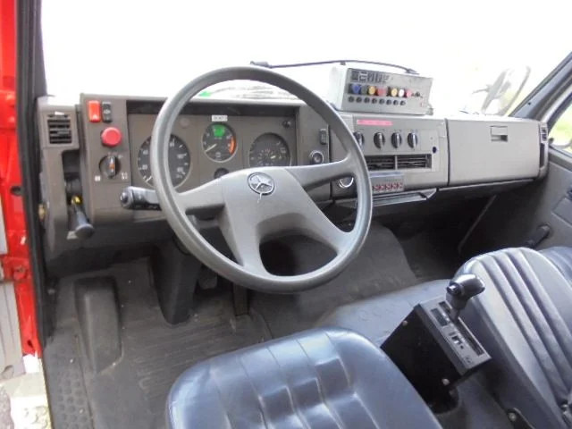 Carro de bombeiro Mercedes-Benz 1124 F: foto 8