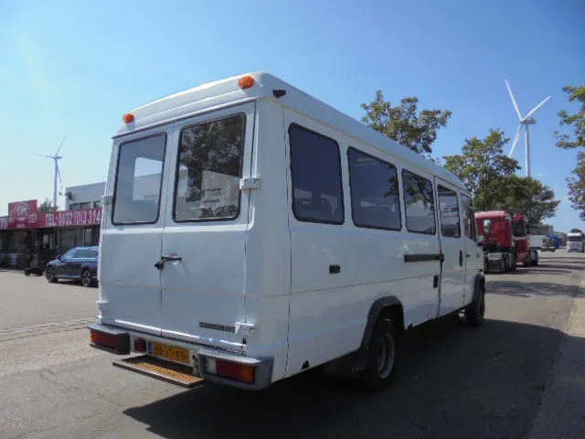 Mercedes-Benz 609D - Minibus, Furgão de passageiros: foto 4 Mercedes-Benz 609D - Minibus, Furgão de passageiros: foto 4
