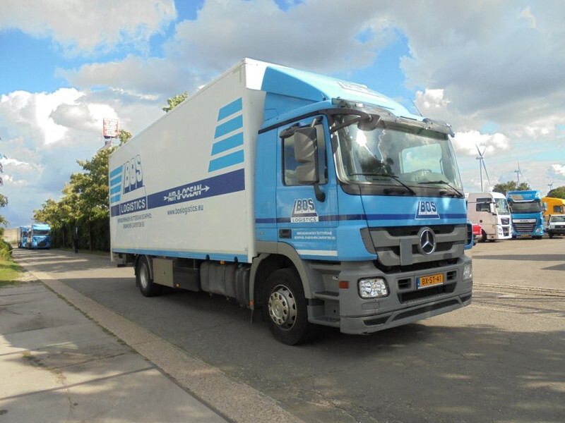 Mercedes-Benz Actros 1841 ACTROS 1841 L - Camião furgão: foto 2 Mercedes-Benz Actros 1841 ACTROS 1841 L - Camião furgão: foto 2