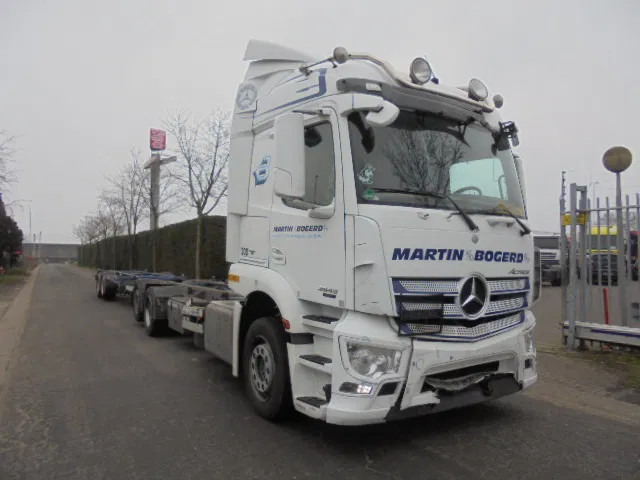 Mercedes-Benz Actros 2543 NL TRUCK - Camião transportador de contêineres/ Caixa móvel: foto 3 Mercedes-Benz Actros 2543 NL TRUCK - Camião transportador de contêineres/ Caixa móvel: foto 3