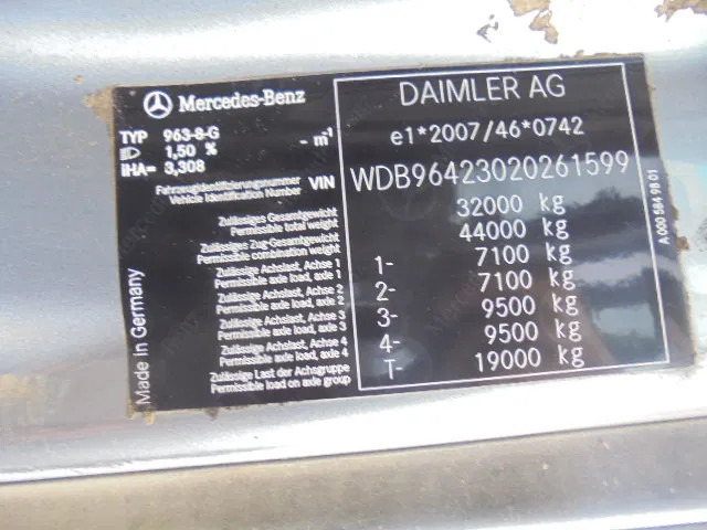 Camião basculante Mercedes-Benz Arocs 3340 8X4: foto 19