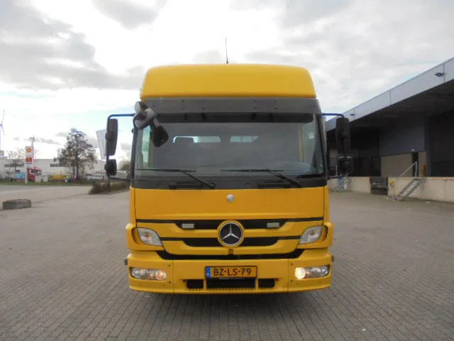 Mercedes-Benz Atego 1224 240 PS NL TRUCK - Caminhão reboque: foto 2 Mercedes-Benz Atego 1224 240 PS NL TRUCK - Caminhão reboque: foto 2