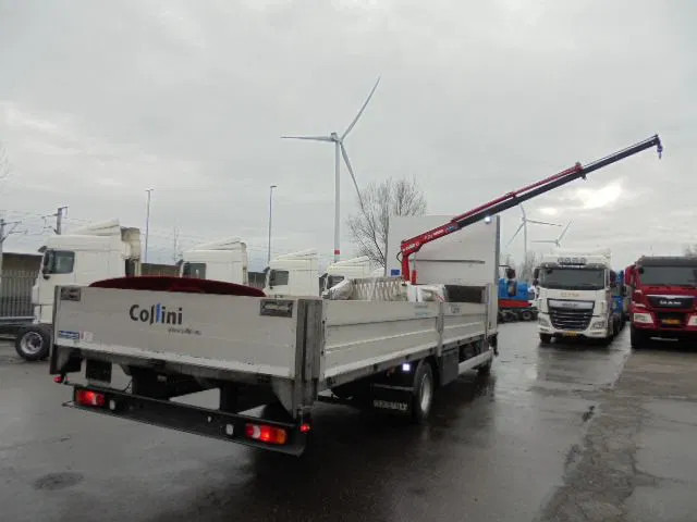 Renault Midlum 240 D12 - Camião de caixa aberta/ Plataforma, Camião grua: foto 5 Renault Midlum 240 D12 - Camião de caixa aberta/ Plataforma, Camião grua: foto 5
