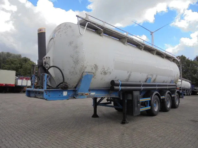 SPITZER BP SK 50 - Semi-reboque cisterna: foto 1 SPITZER BP SK 50 - Semi-reboque cisterna: foto 1