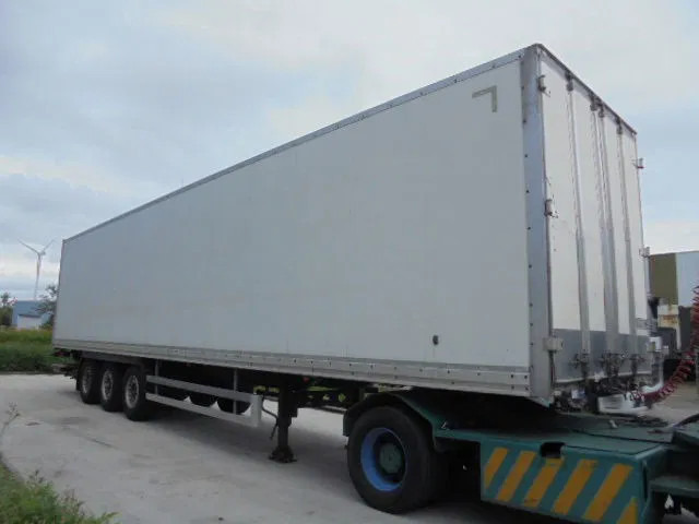 Samro VK132APF11S - Semi-reboque furgão: foto 2 Samro VK132APF11S - Semi-reboque furgão: foto 2