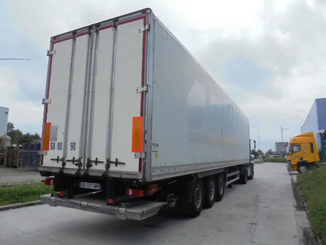 Samro VK132APF11S - Semi-reboque furgão: foto 4 Samro VK132APF11S - Semi-reboque furgão: foto 4