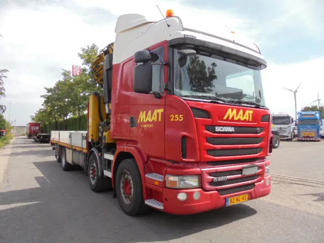 Scania 8X2 RETARDER - Camião grua: foto 3 Scania 8X2 RETARDER - Camião grua: foto 3