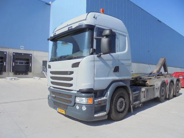 Scania G450 8X2 TRIPLE RETARDER - Camião polibenne: foto 2 Scania G450 8X2 TRIPLE RETARDER - Camião polibenne: foto 2