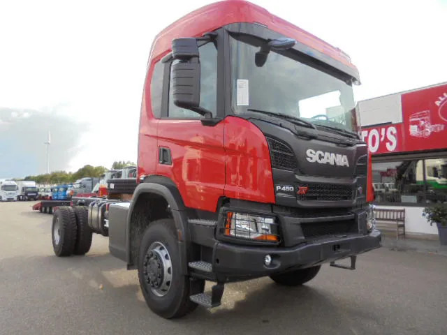 Scania P450 XT 4X4 NIEUW - DEMO - Camião chassi: foto 3 Scania P450 XT 4X4 NIEUW - DEMO - Camião chassi: foto 3