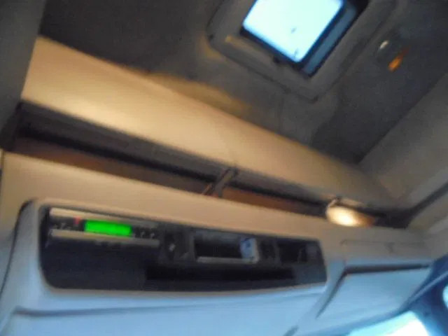 Camião furgão Scania R420 6X2 RETARDER: foto 9