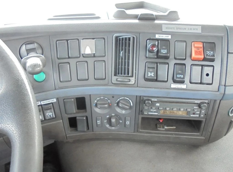 Camião chassi Terberg 1450-WDGL ADR: foto 14 Camião chassi Terberg 1450-WDGL ADR: foto 14