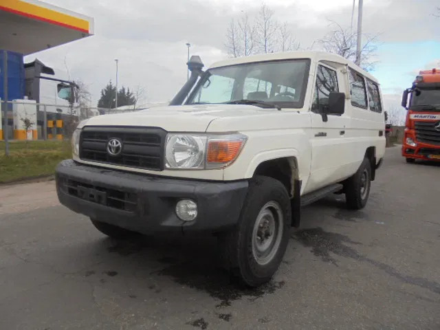 Toyota Land Cruiser HZJ78L 4WD EXPORT OUT EU ONLY - SUV: foto 1 Toyota Land Cruiser HZJ78L 4WD EXPORT OUT EU ONLY - SUV: foto 1