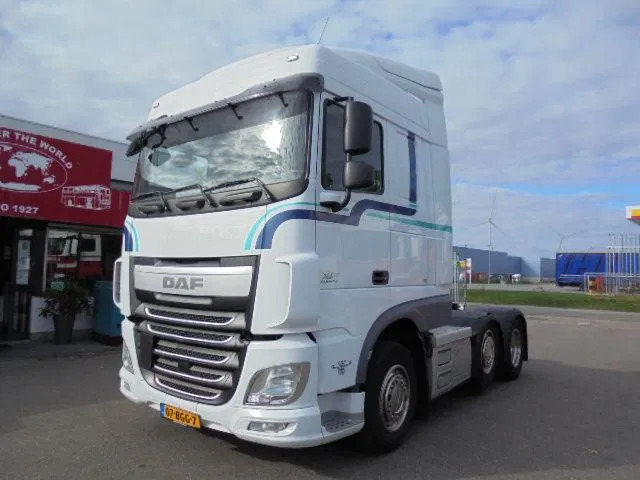 DAF XF 440 6X2 - Tractor: foto 1 DAF XF 440 6X2 - Tractor: foto 1