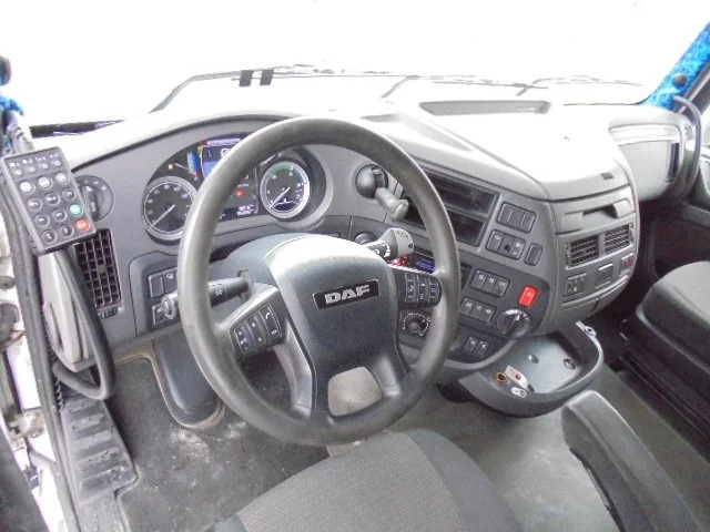 Tractor DAF XF 440 6x2: foto 12