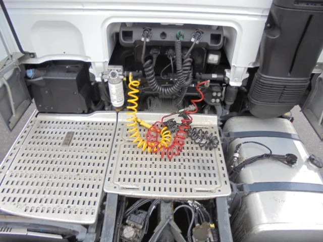 Tractor DAF XF 440 6x2: foto 10