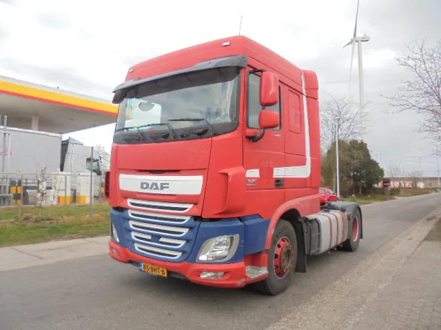 DAF XF 440 ADR + COMPRESSOR NL TRUCK - Tractor: foto 1 DAF XF 440 ADR + COMPRESSOR NL TRUCK - Tractor: foto 1