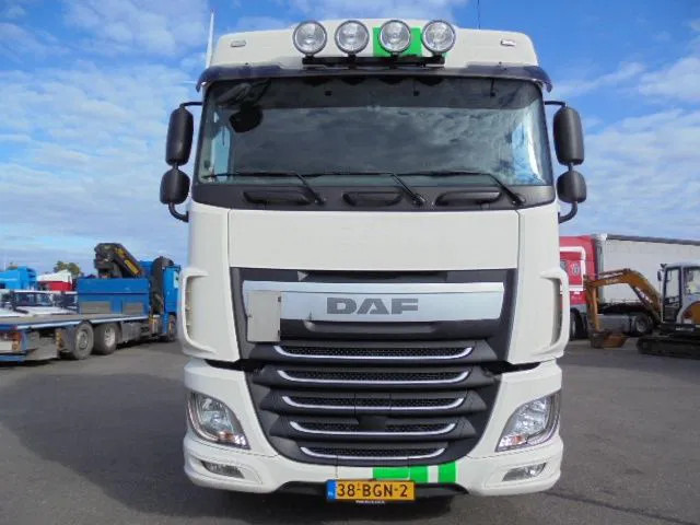 DAF XF 440 - Tractor: foto 2 DAF XF 440 - Tractor: foto 2