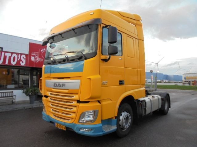 DAF XF 440 - Tractor: foto 1 DAF XF 440 - Tractor: foto 1