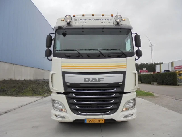 DAF XF 460 - Tractor: foto 2 DAF XF 460 - Tractor: foto 2