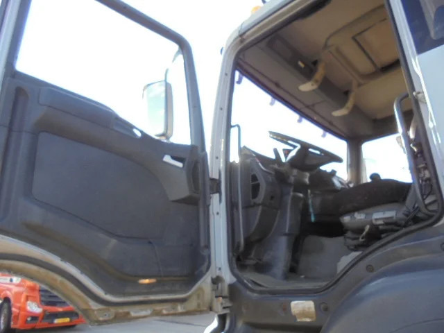 MAN TGA 26.430 BBS 6X6 - Tractor: foto 4 MAN TGA 26.430 BBS 6X6 - Tractor: foto 4