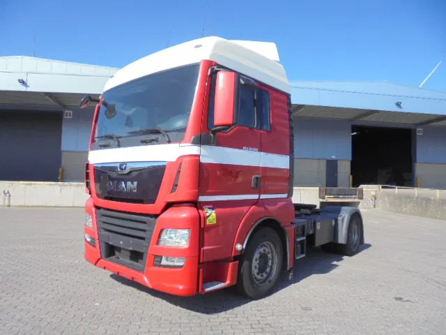 MAN TGX 18.500 500 XXL + RETARDER - Tractor: foto 1 MAN TGX 18.500 500 XXL + RETARDER - Tractor: foto 1