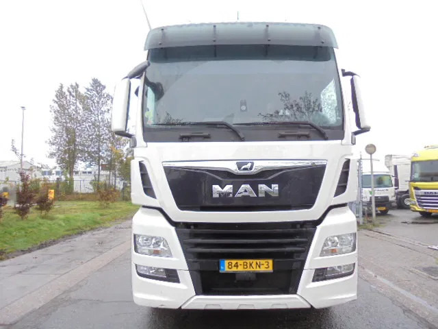 MAN TGX 26.500 XXL 6X2 NEW TYPE TACHO -SMART TACHO - Tractor: foto 2 MAN TGX 26.500 XXL 6X2 NEW TYPE TACHO -SMART TACHO - Tractor: foto 2