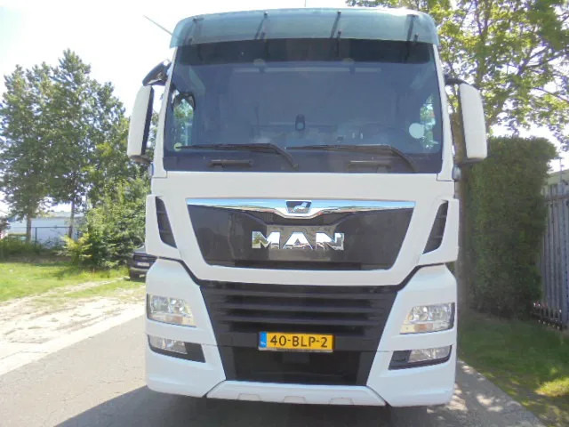 MAN TGX 26.500 XXL NL TRUCK SMART TACHO 16X IN STOCK - Tractor: foto 2 MAN TGX 26.500 XXL NL TRUCK SMART TACHO 16X IN STOCK - Tractor: foto 2