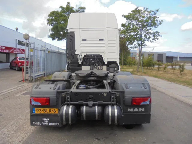 MAN TGX 26.500 XXL TUV APK 03-26 NL TRUCK 16X IN STOCK - Tractor: foto 5 MAN TGX 26.500 XXL TUV APK 03-26 NL TRUCK 16X IN STOCK - Tractor: foto 5