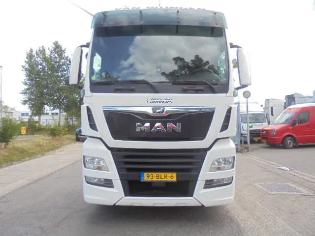 MAN TGX 26.500 XXL TUV APK 03-26 NL TRUCK 16X IN STOCK - Tractor: foto 4 MAN TGX 26.500 XXL TUV APK 03-26 NL TRUCK 16X IN STOCK - Tractor: foto 4