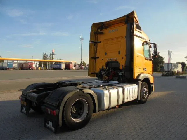 Mercedes-Benz Actros 1840 - Tractor: foto 4 Mercedes-Benz Actros 1840 - Tractor: foto 4