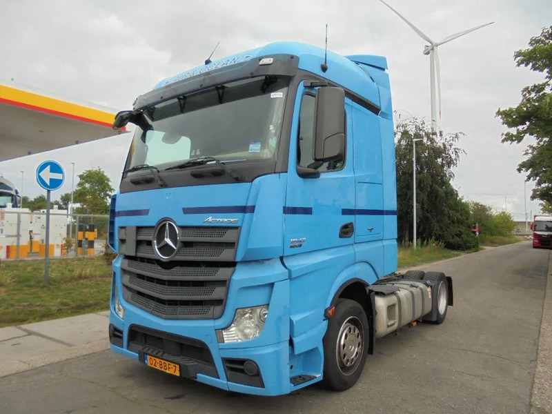 Mercedes-Benz Actros 1842 10 IN STOCK - Tractor: foto 1 Mercedes-Benz Actros 1842 10 IN STOCK - Tractor: foto 1