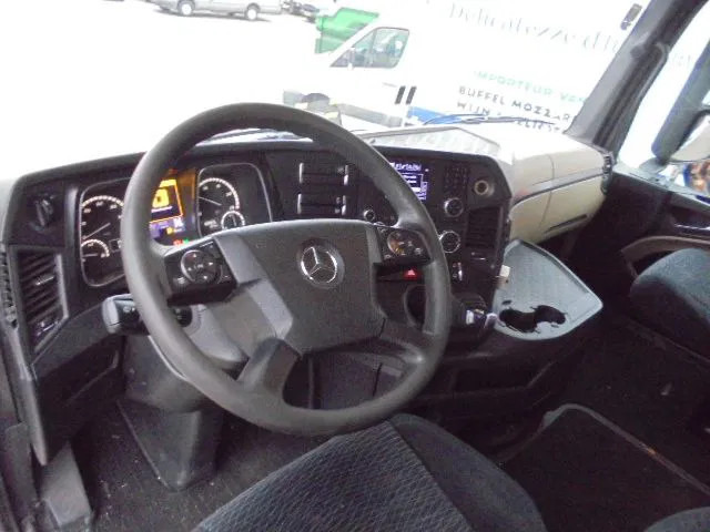 Tractor Mercedes-Benz Actros 1842 LS EUR6: foto 9
