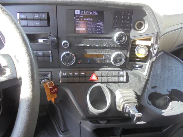 Tractor Mercedes-Benz Actros 1842 LS NL TRUCK: foto 15 Tractor Mercedes-Benz Actros 1842 LS NL TRUCK: foto 15
